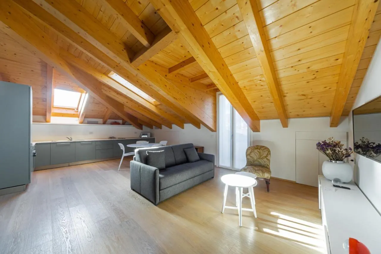 Easy Life - Elegante Trilocale In Zona Porta Venezia Διαμέρισμα Μιλάνο Ιταλία